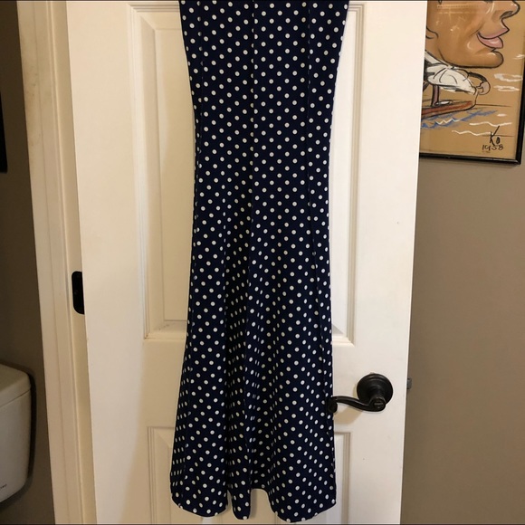 Dress - Picture 5 of 5